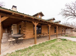 2789 Hanging Tree Rd, Bowie, TX 76230