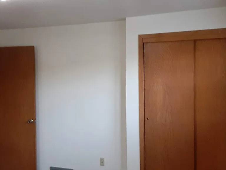 1483 Buffalo St — Photo 3