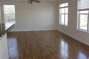 1st image of 2421 Beachview Dr APT E1