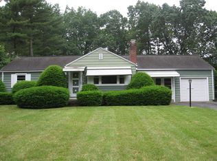 152 Valley View Dr, Westfield, MA 01085