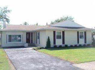 1409 McElroy Dr, Boonville, IN 47601