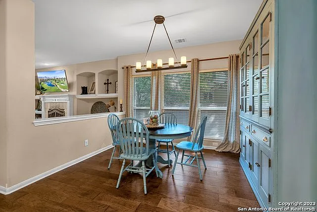 13443 Blackstone — Photo 12