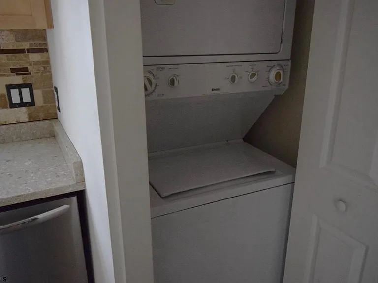 7201 Winchester Ave #FULL SUMMER — Photo 13
