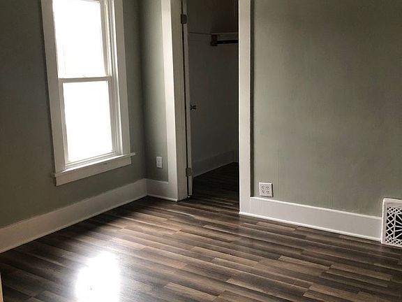 5th image of 345 Hunter St