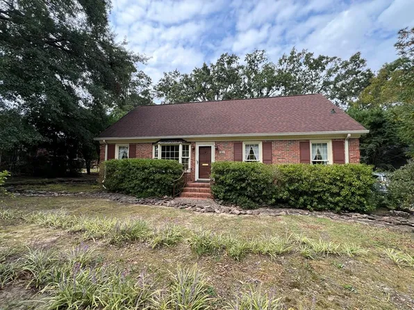 216 Janeway, Greenwood, SC 29649