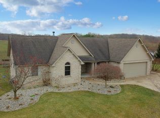 9610 E Prior Rd, Durand, MI 48429