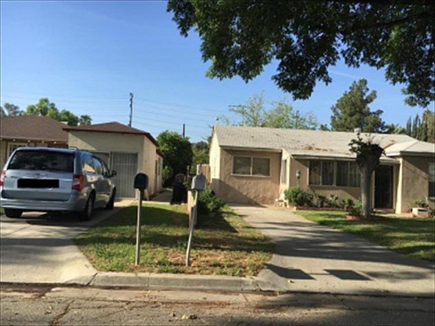 2nd image of 3676 Elliotta Dr