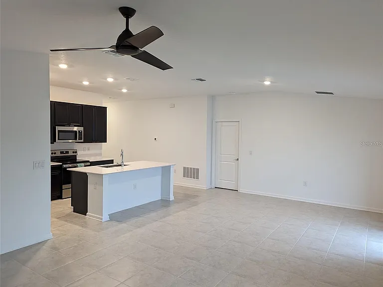 292 Pineywoods St — Photo 11