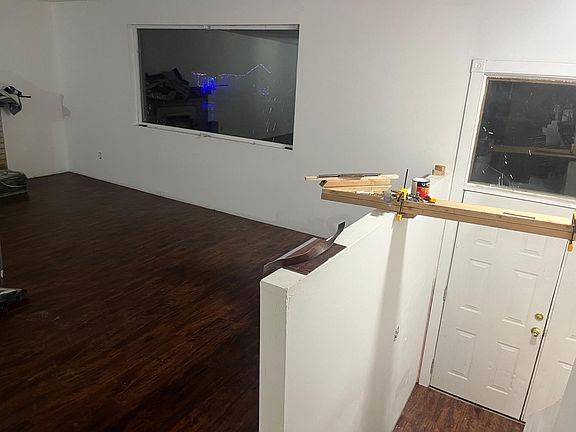 3rd image of 2840 W Francis Ave