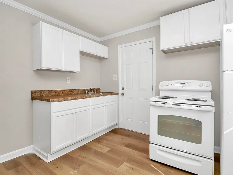 2510 Hemphill St — Photo 10