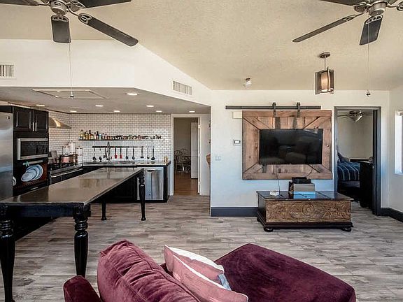 4th image of 3055 Pepperwood Dr