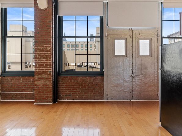 1010 Arch St UNIT 406