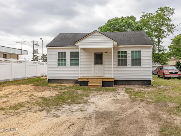 213 Oak Street, Snow Hill, NC 28580