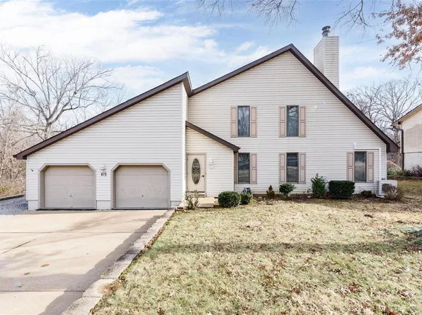 65 Oakwood Ln, Saint Louis, MO 63129