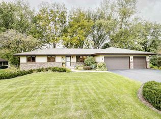 6205 Thorncrest Dr, Rockford, IL 61109