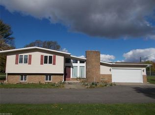 6 Callender Rd, Rome, OH 44085