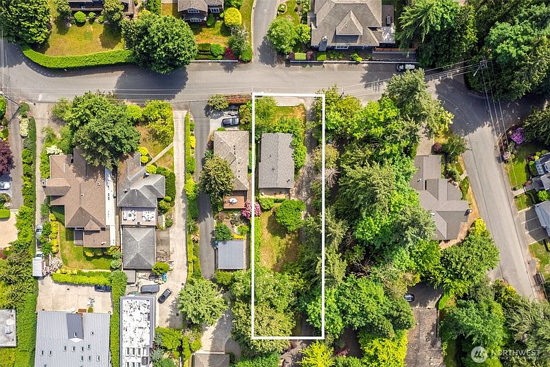 4th image of 9412 SE 33rd Street