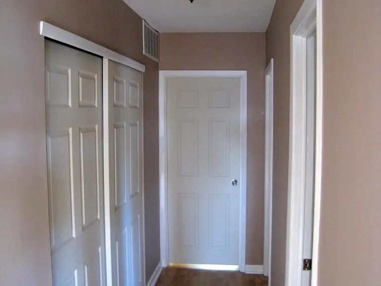 2nd Flr Hallway