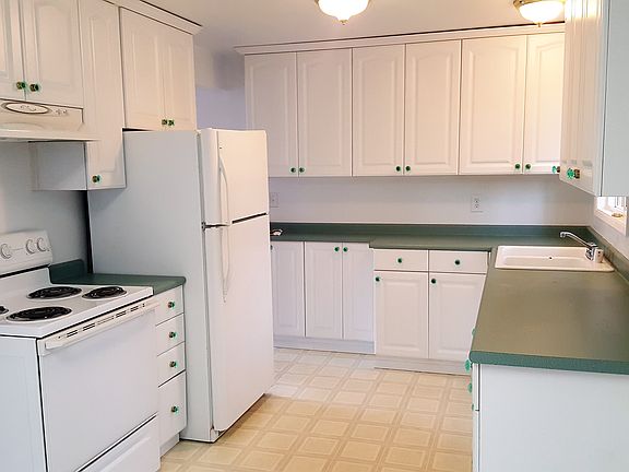 5th image of 22503 51st Ave W