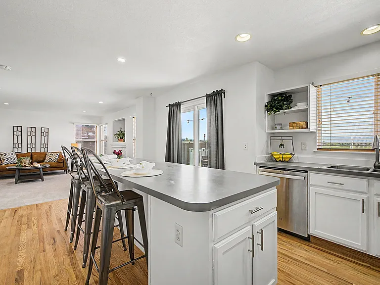 9917 Aftonwood St — Photo 26