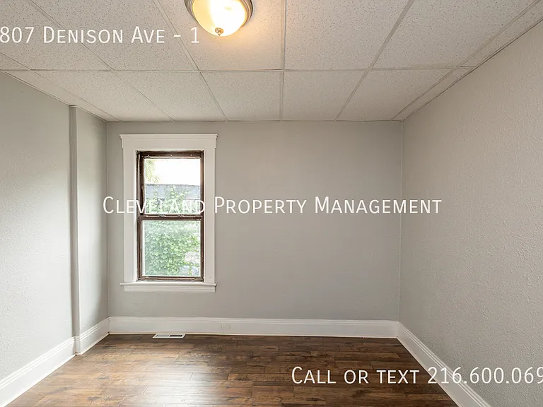 1807 Denison Ave #1 — Photo 11