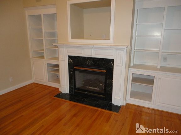 5th image of 4412 Hulon Dr