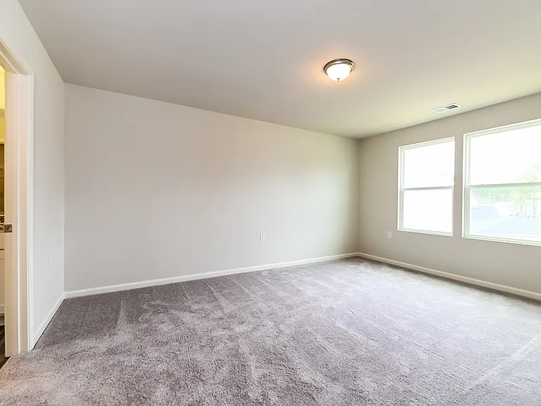 682 Hadley Ct SE — Photo 7