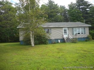 125 River Rd, Howland, ME 04448