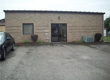 5th image of 295 Center St