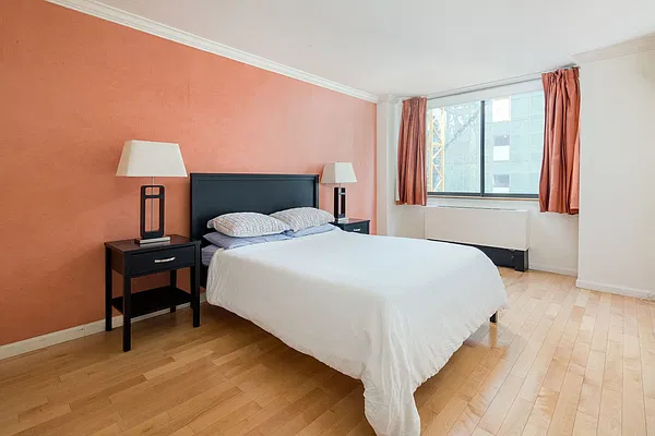 Rented by Compass | media 36