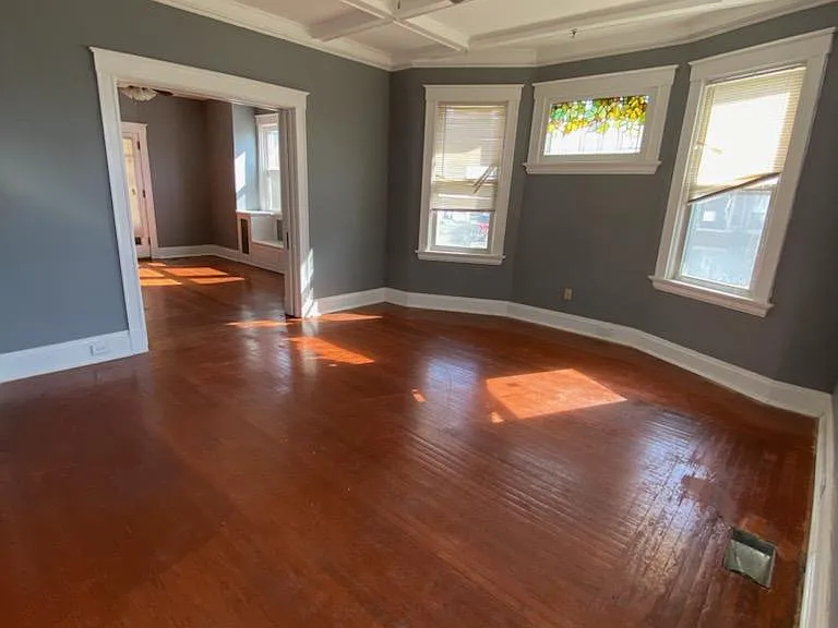 1867 Clarion Ave — Photo 8