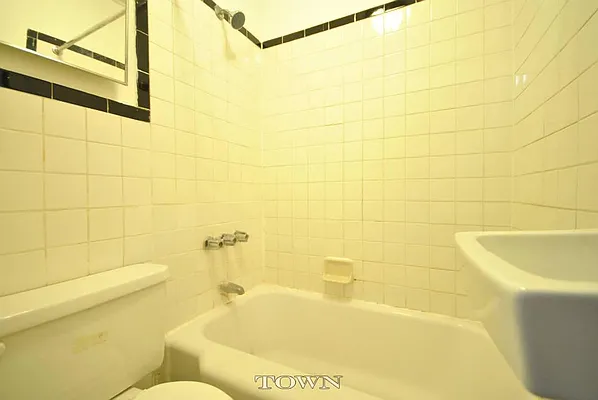 Rented by Town Residential | media 21