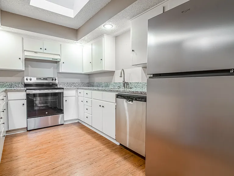 3532 Shell Ave — Photo 2