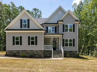 35 Chaucer Ct, Zebulon, NC 27597