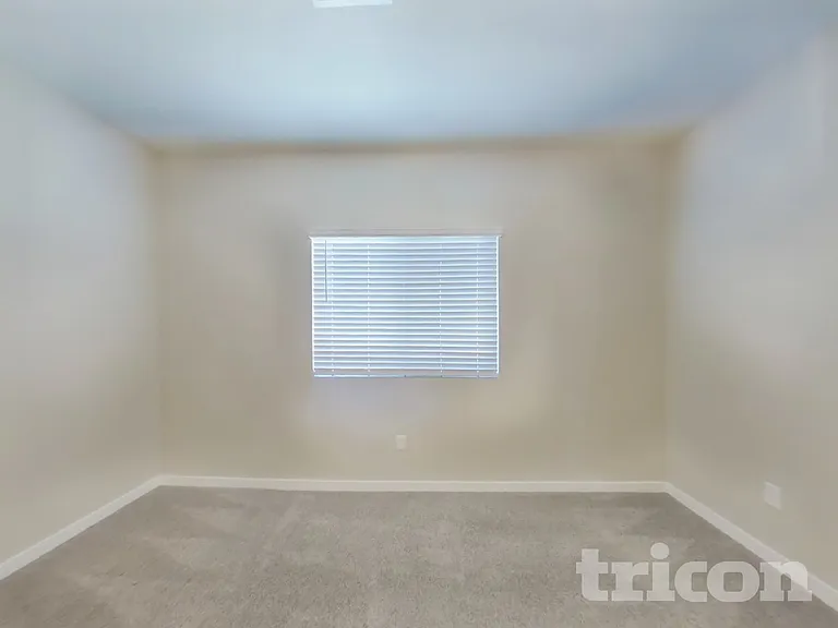 4536 E Grandview St — Photo 6