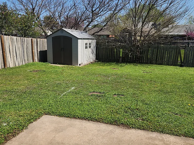 2821 Mount Vernon Rd — Photo 9