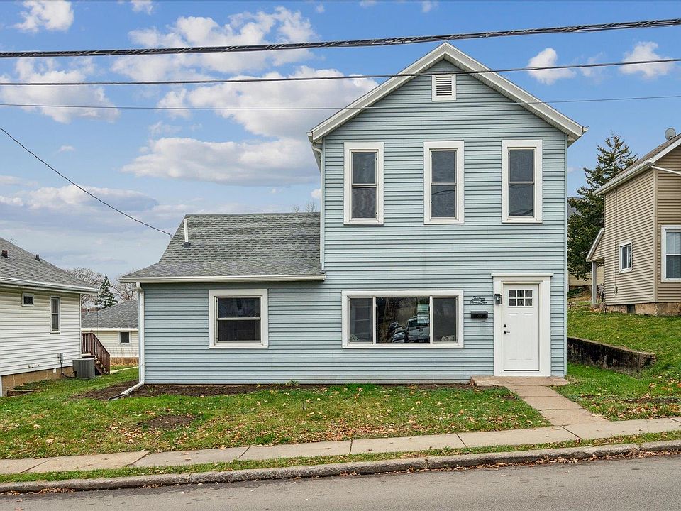 1st image of 1394 W 3rd St