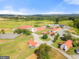 40332 Courtland Farm Ln, Aldie, VA 20105