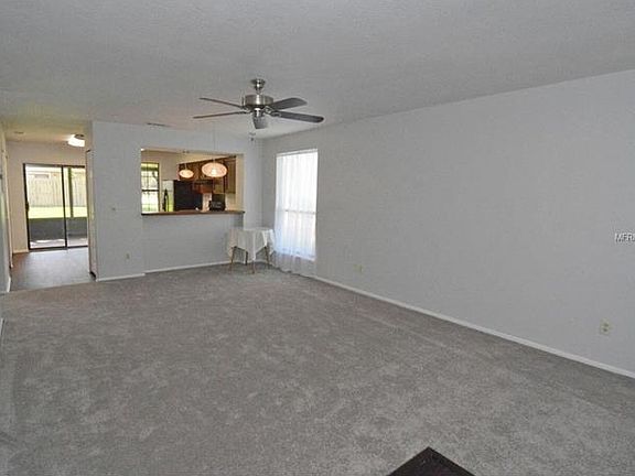 4th image of 600 Casa Park Ct #J