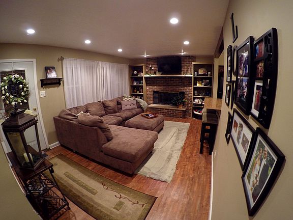 3rd image of 1505 W Royale Dr