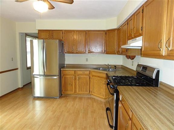 4th image of 3305 Palmer Dr