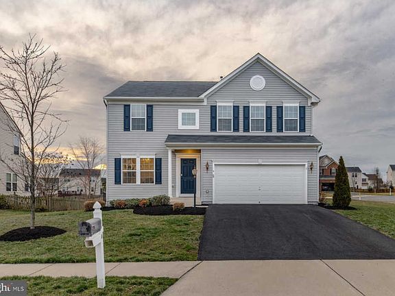 2nd image of 6 Wildwood Pl