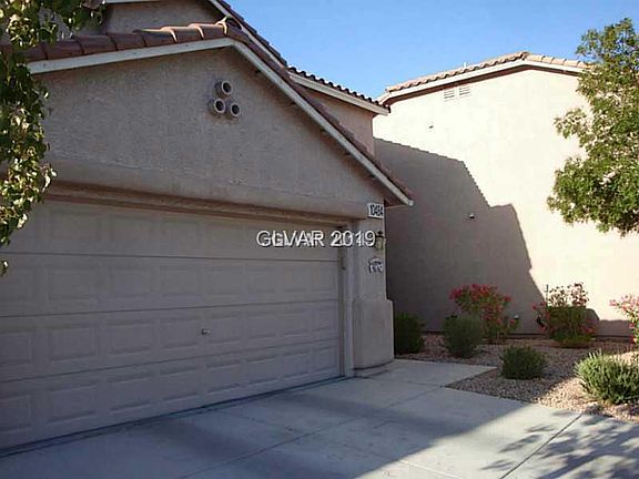 3rd image of 10484 Wellington Manor Ave #0