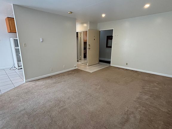4th image of 85 Kent Ct APT 23