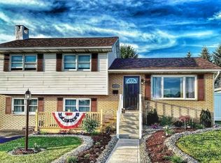 101 Hallstead St, Duryea, PA 18642
