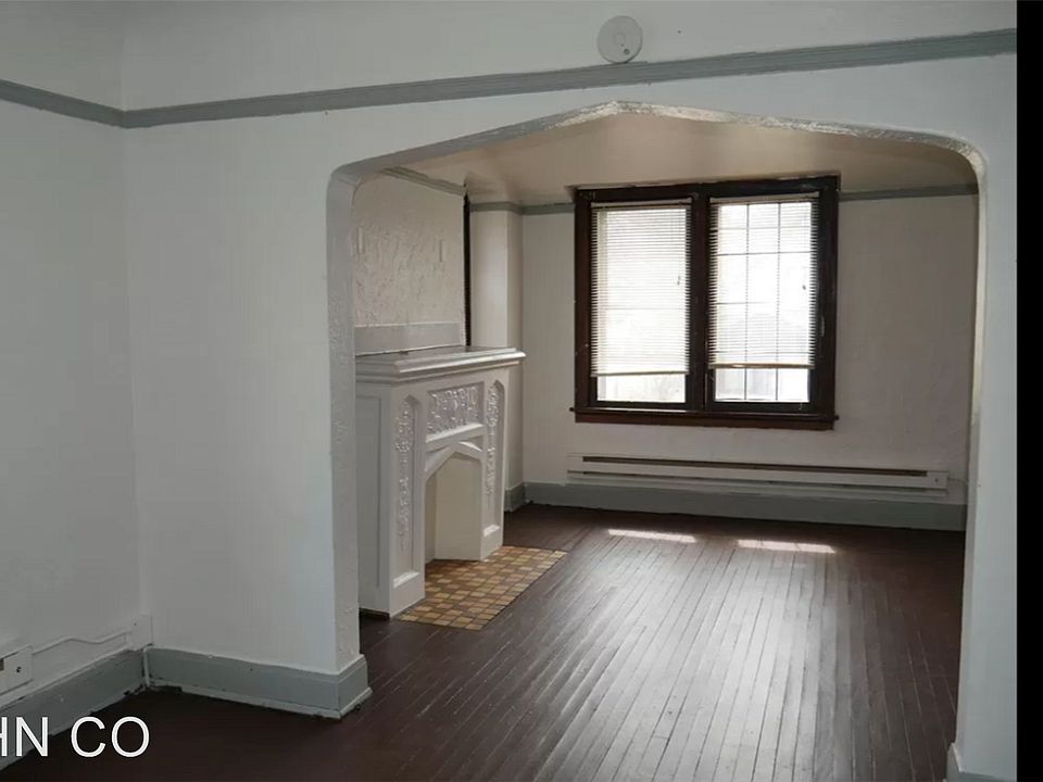 1st image of 330 W Keefe Ave APT 4
