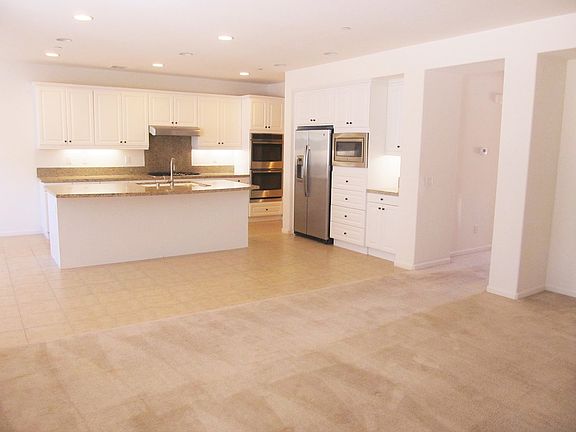 4th image of 887 E San Felipe Hl
