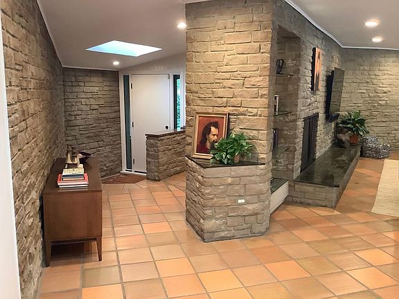 2nd image of 10539 Somerton Dr