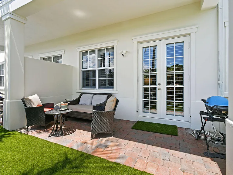 106 Ocean Breeze Dr — Photo 40