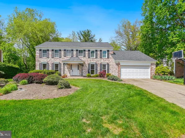 12817 Huntsman Way, Rockville, MD 20854